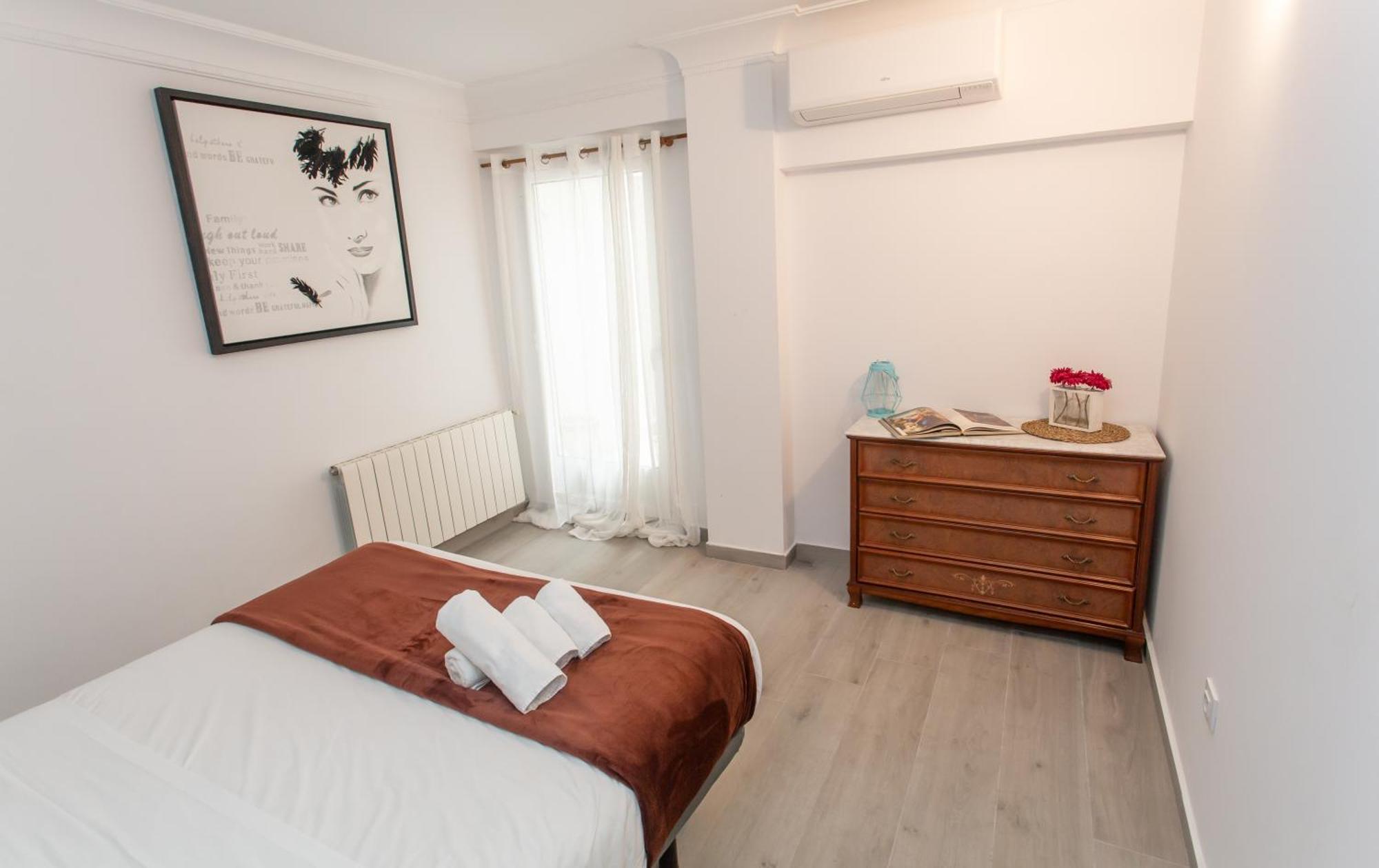 Vlc - Tranquilo Apartamento En Plaza Cisneros Valencia Eksteriør billede