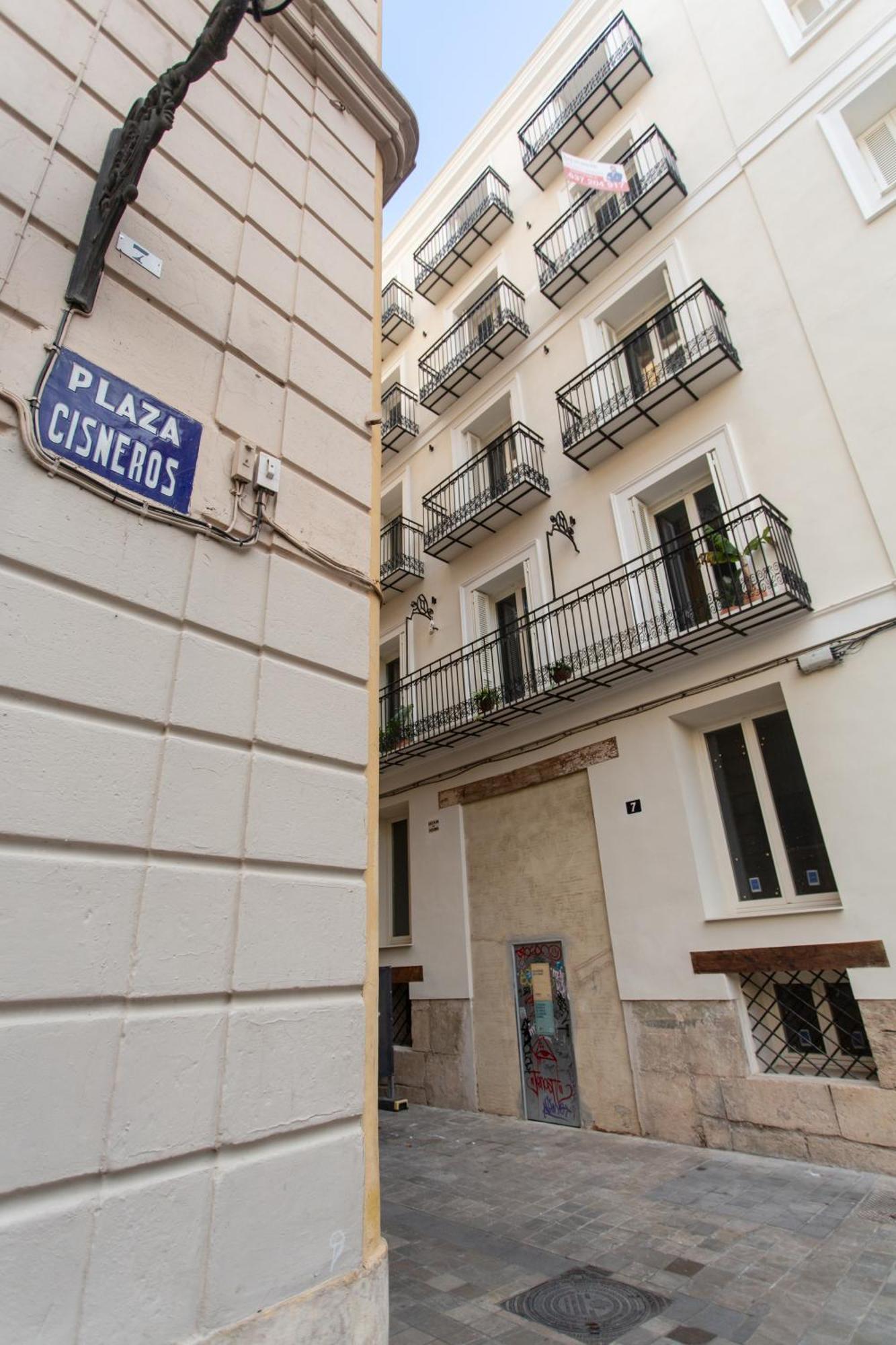 Vlc - Tranquilo Apartamento En Plaza Cisneros Valencia Eksteriør billede