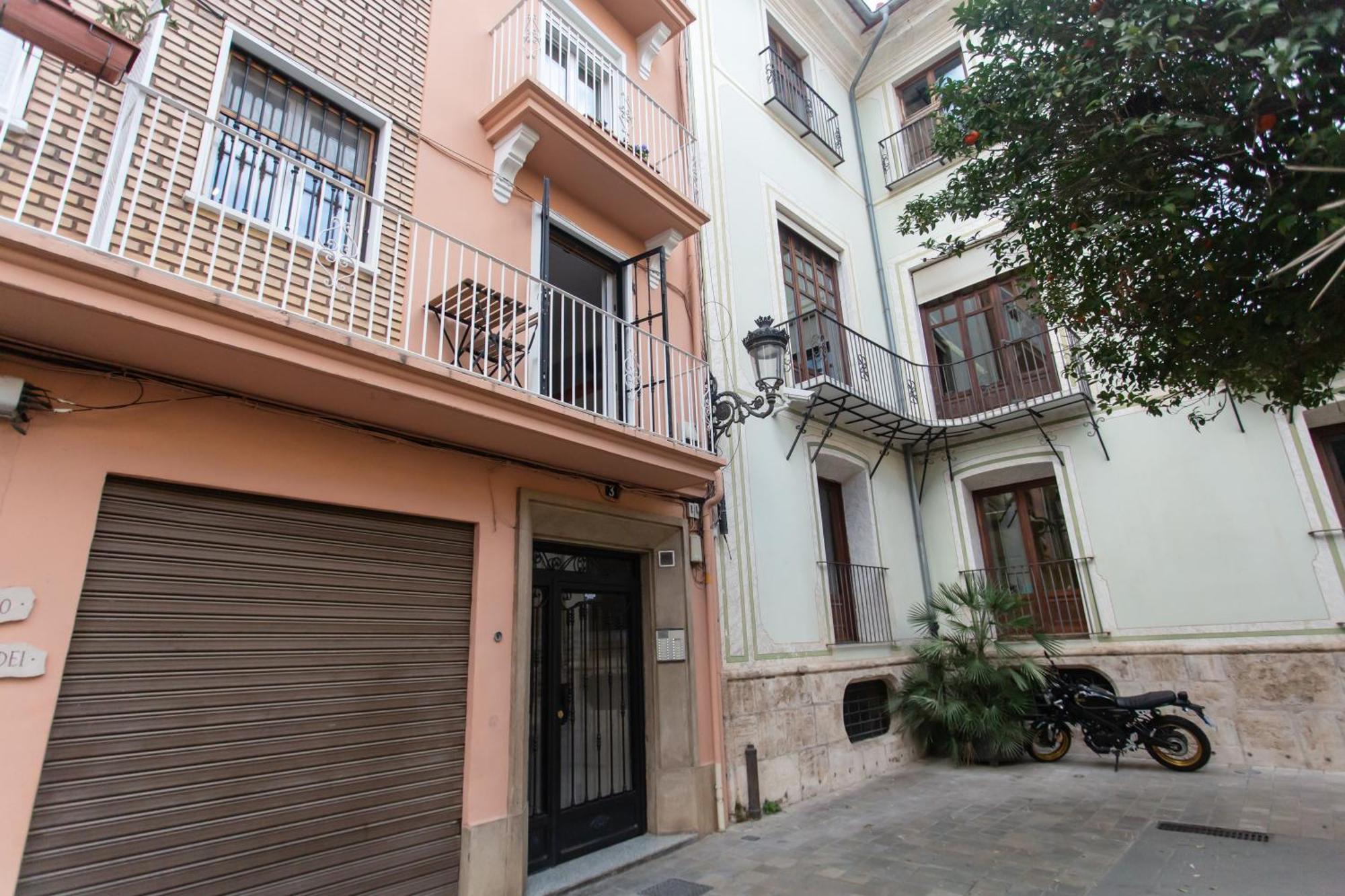 Vlc - Tranquilo Apartamento En Plaza Cisneros Valencia Eksteriør billede