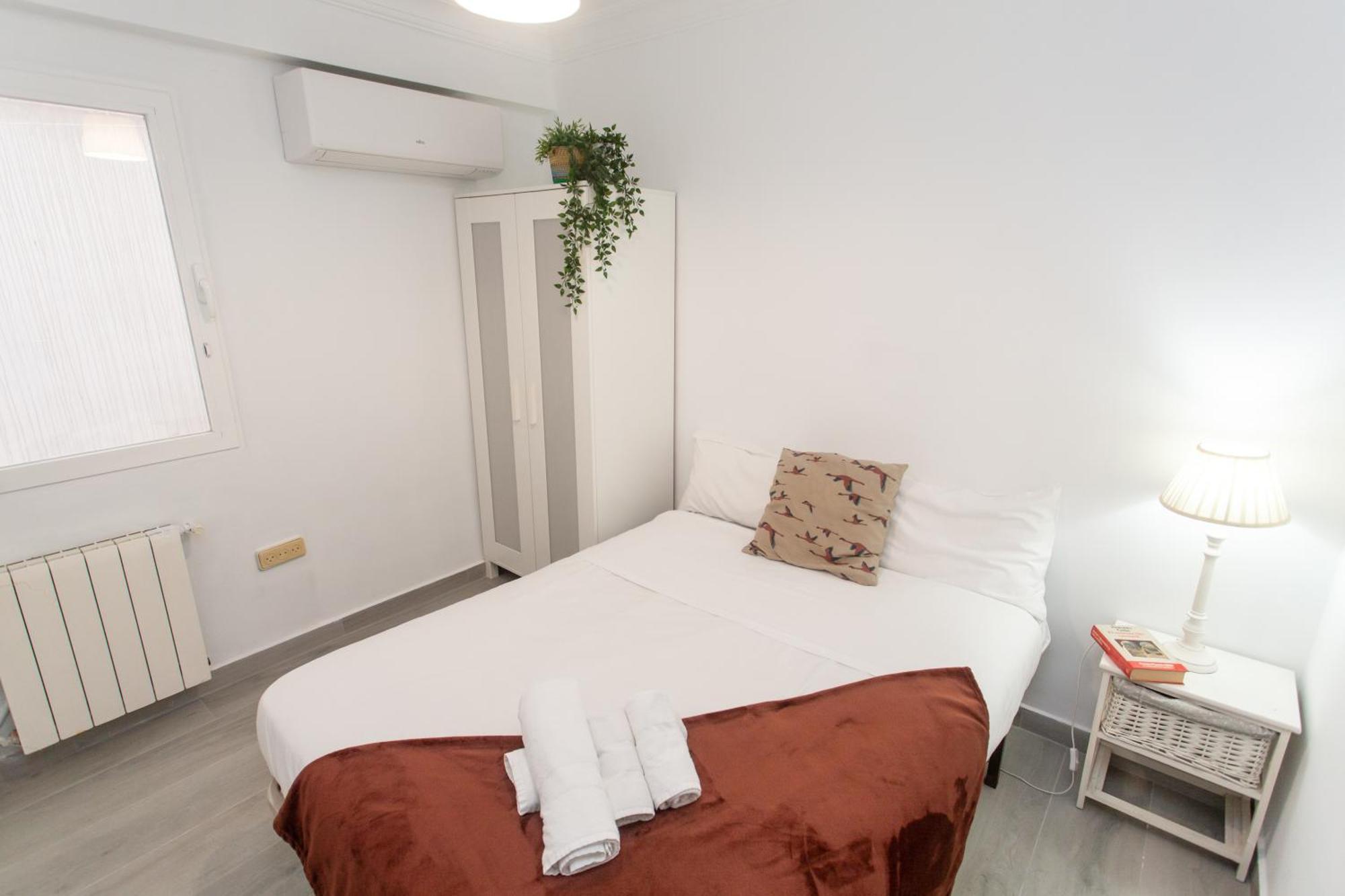 Vlc - Tranquilo Apartamento En Plaza Cisneros Valencia Eksteriør billede